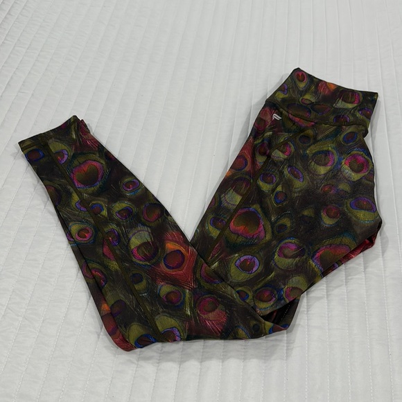 Fabletics Anywhere Motion 365+ High-Waisted Legging - Picture 1 of 3